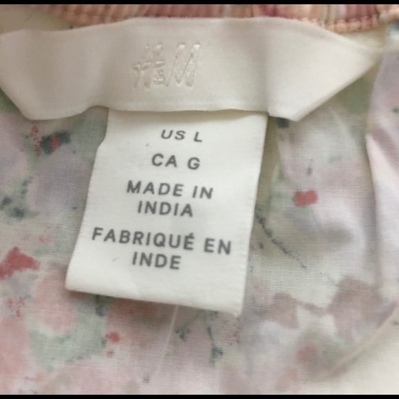 Floral off Shoulder Top - Picture 5 of 6